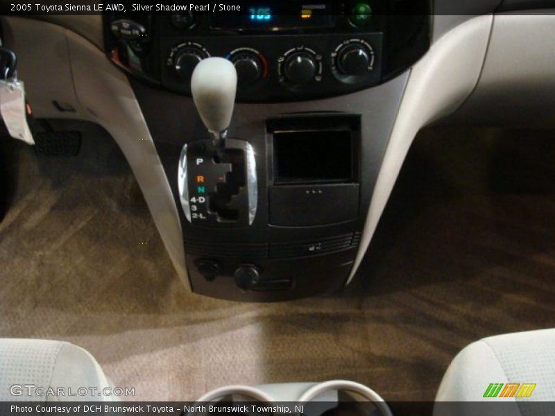 Silver Shadow Pearl / Stone 2005 Toyota Sienna LE AWD