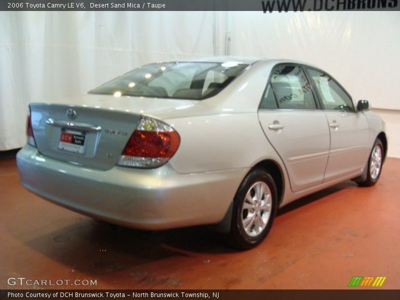 Desert Sand Mica / Taupe 2006 Toyota Camry LE V6