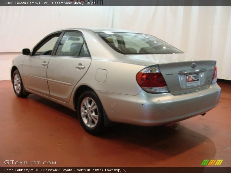 Desert Sand Mica / Taupe 2006 Toyota Camry LE V6