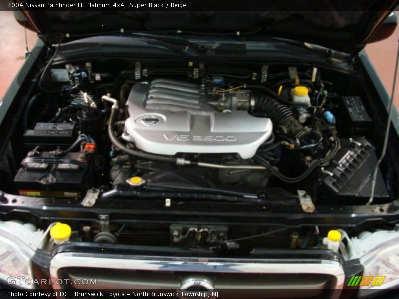 Super Black / Beige 2004 Nissan Pathfinder LE Platinum 4x4