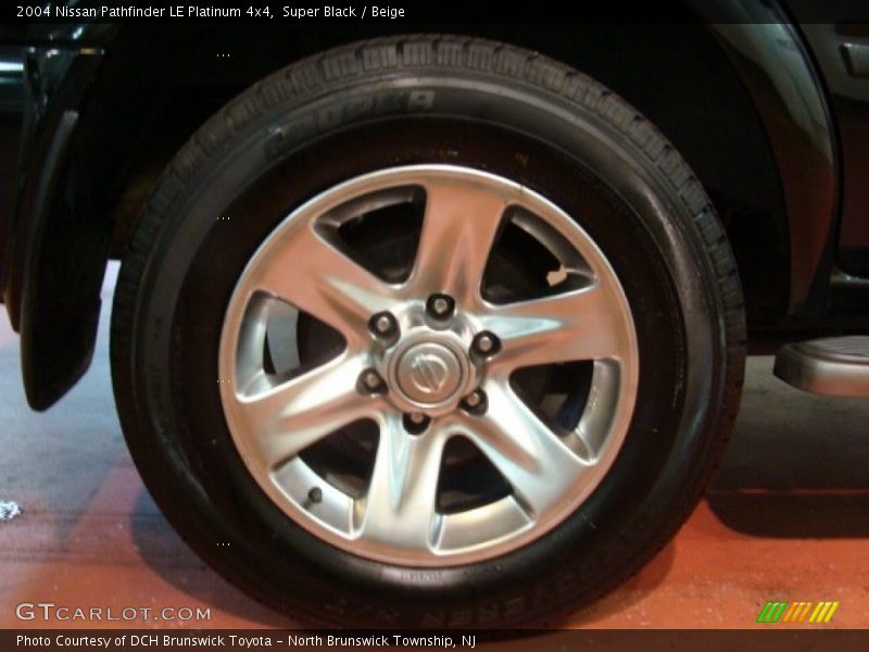 Super Black / Beige 2004 Nissan Pathfinder LE Platinum 4x4