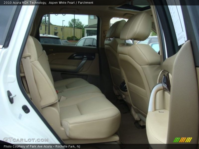 Aspen White Pearl / Parchment 2010 Acura MDX Technology