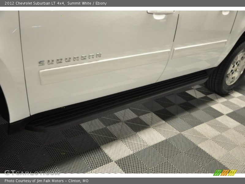 Summit White / Ebony 2012 Chevrolet Suburban LT 4x4
