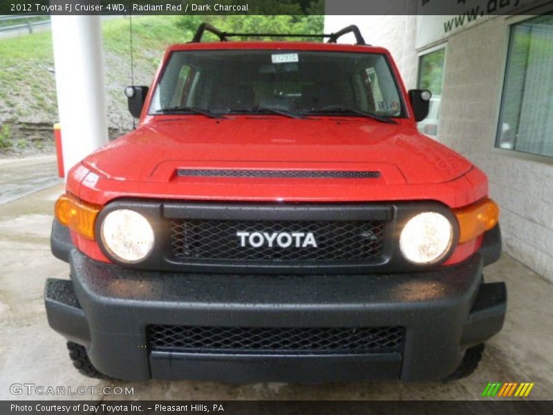 Radiant Red / Dark Charcoal 2012 Toyota FJ Cruiser 4WD
