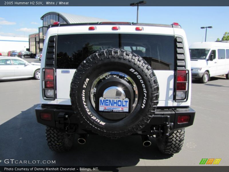 White / Wheat 2005 Hummer H2 SUV