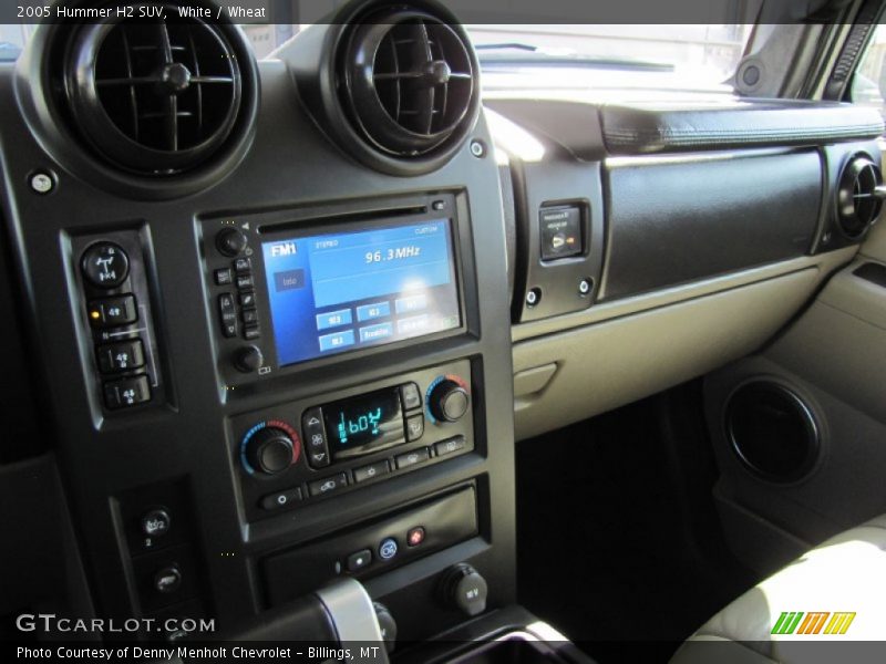 White / Wheat 2005 Hummer H2 SUV