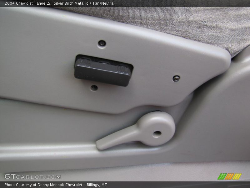 Silver Birch Metallic / Tan/Neutral 2004 Chevrolet Tahoe LS