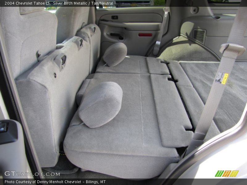 Silver Birch Metallic / Tan/Neutral 2004 Chevrolet Tahoe LS