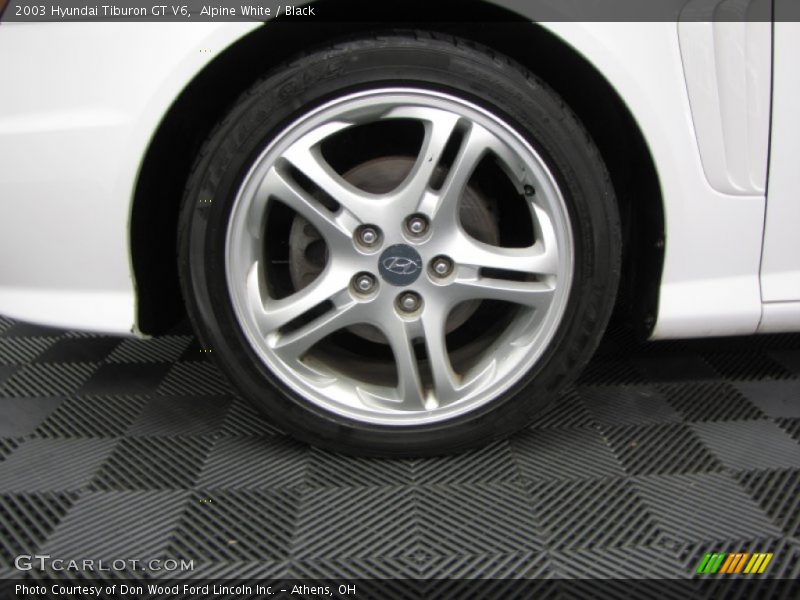 Alpine White / Black 2003 Hyundai Tiburon GT V6