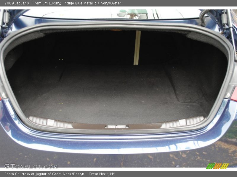 Indigo Blue Metallic / Ivory/Oyster 2009 Jaguar XF Premium Luxury