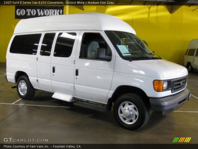 Oxford White / Medium Flint Grey 2007 Ford E Series Van E150 Conversion