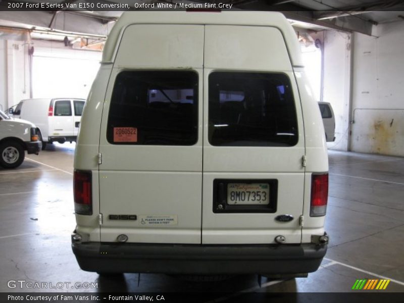 Oxford White / Medium Flint Grey 2007 Ford E Series Van E150 Conversion