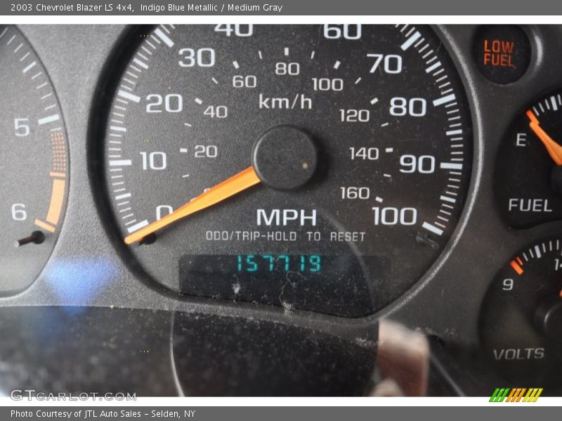 Indigo Blue Metallic / Medium Gray 2003 Chevrolet Blazer LS 4x4