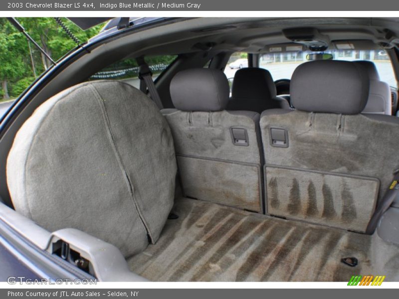 Indigo Blue Metallic / Medium Gray 2003 Chevrolet Blazer LS 4x4