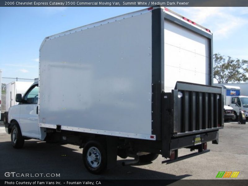 Summit White / Medium Dark Pewter 2006 Chevrolet Express Cutaway 3500 Commercial Moving Van