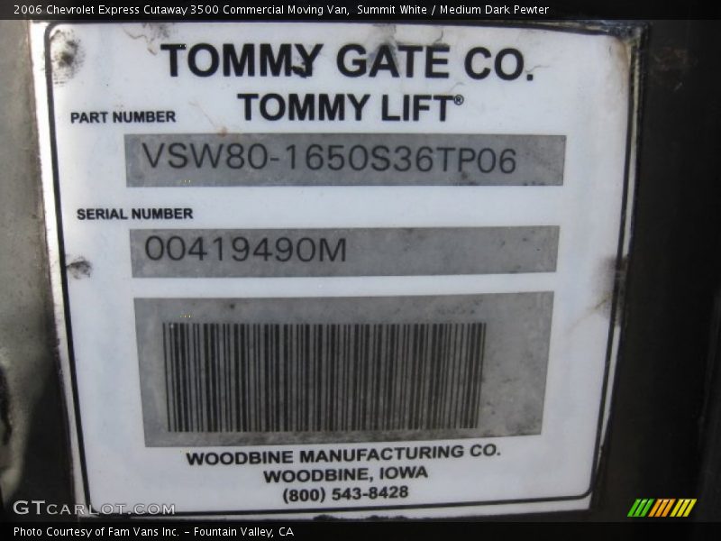 Summit White / Medium Dark Pewter 2006 Chevrolet Express Cutaway 3500 Commercial Moving Van