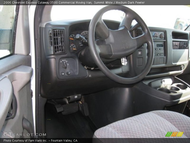 Summit White / Medium Dark Pewter 2006 Chevrolet Express Cutaway 3500 Commercial Moving Van