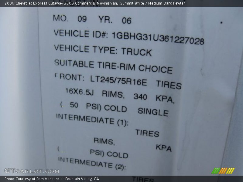 Summit White / Medium Dark Pewter 2006 Chevrolet Express Cutaway 3500 Commercial Moving Van