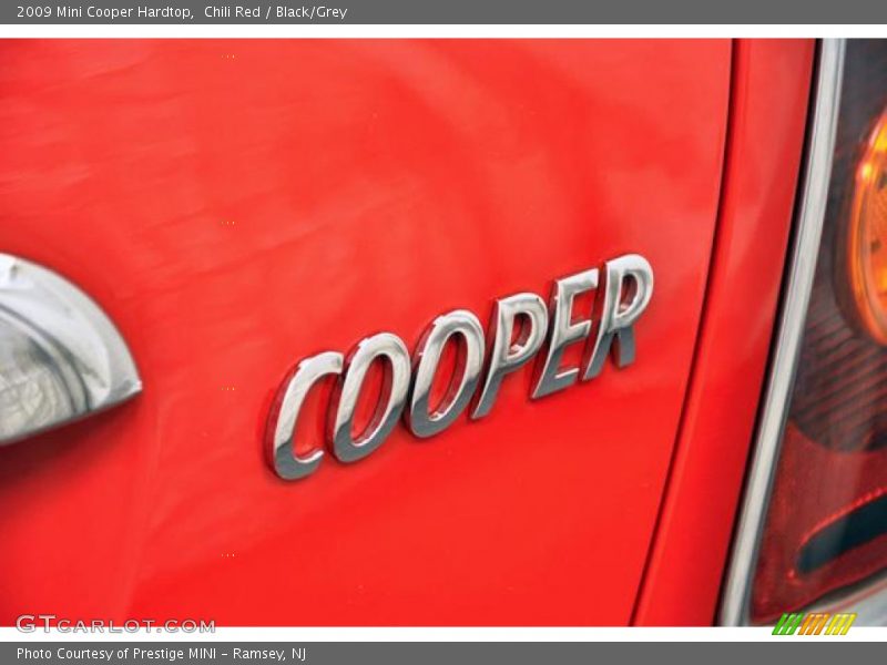Chili Red / Black/Grey 2009 Mini Cooper Hardtop