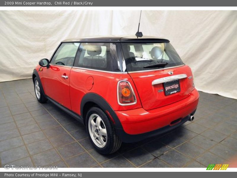 Chili Red / Black/Grey 2009 Mini Cooper Hardtop
