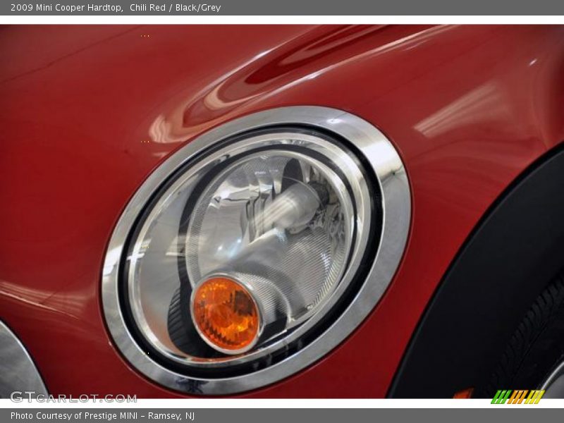 Chili Red / Black/Grey 2009 Mini Cooper Hardtop