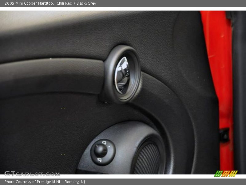 Chili Red / Black/Grey 2009 Mini Cooper Hardtop