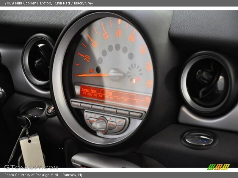 Chili Red / Black/Grey 2009 Mini Cooper Hardtop