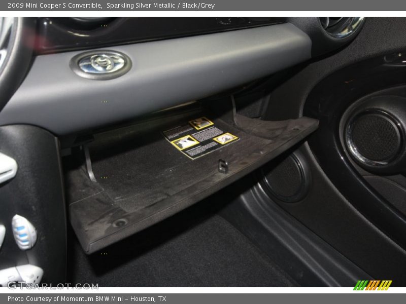 Sparkling Silver Metallic / Black/Grey 2009 Mini Cooper S Convertible