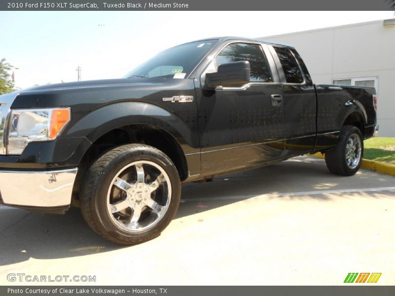 Tuxedo Black / Medium Stone 2010 Ford F150 XLT SuperCab