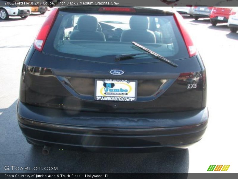 Pitch Black / Medium Graphite Grey 2001 Ford Focus ZX3 Coupe