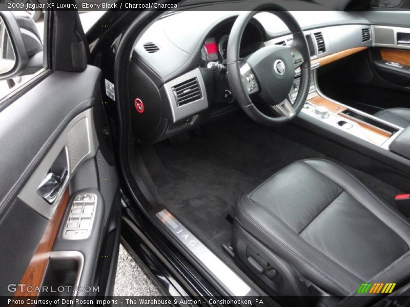 Ebony Black / Charcoal/Charcoal 2009 Jaguar XF Luxury
