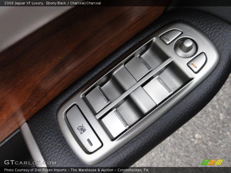 Ebony Black / Charcoal/Charcoal 2009 Jaguar XF Luxury