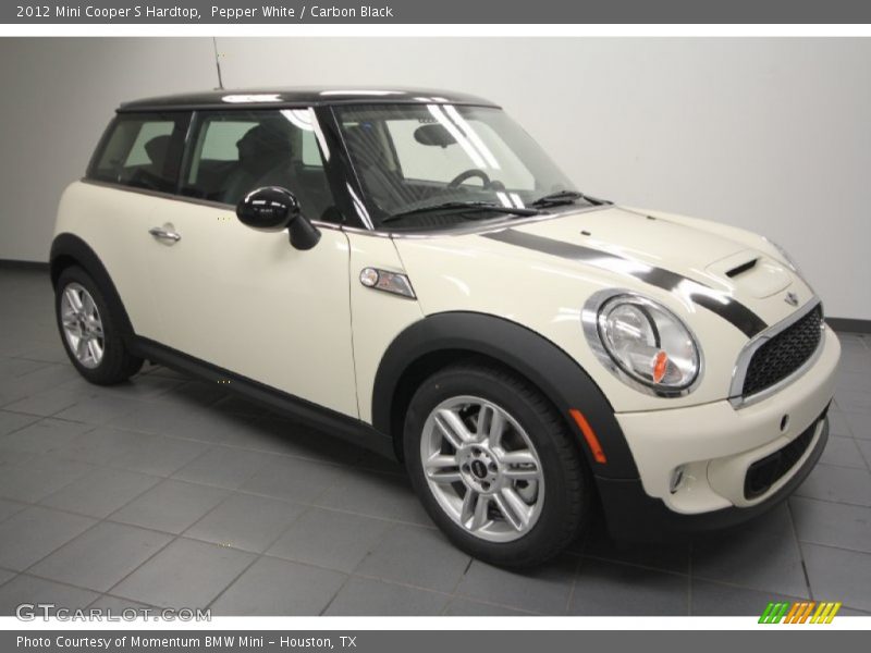 Pepper White / Carbon Black 2012 Mini Cooper S Hardtop