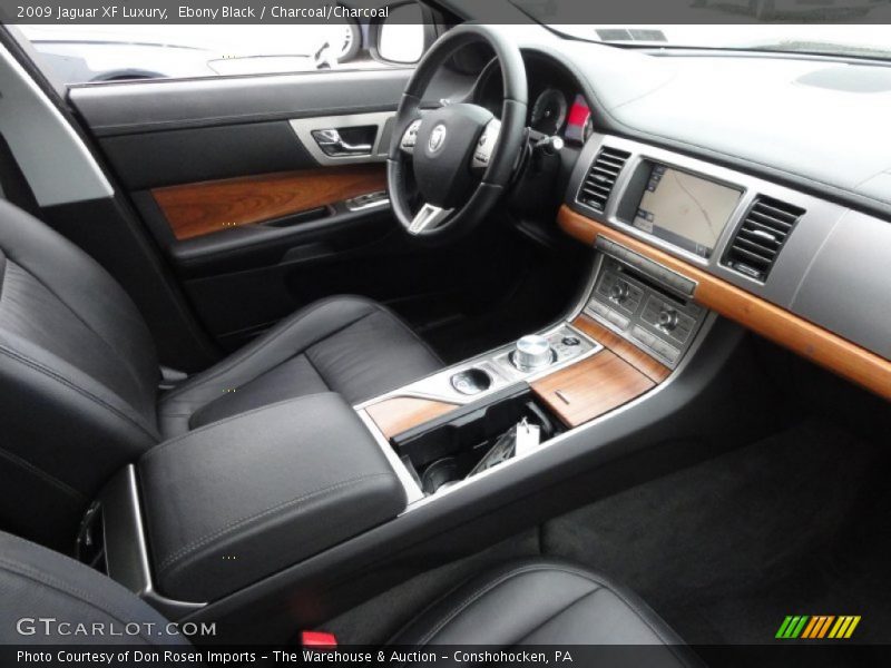 Ebony Black / Charcoal/Charcoal 2009 Jaguar XF Luxury