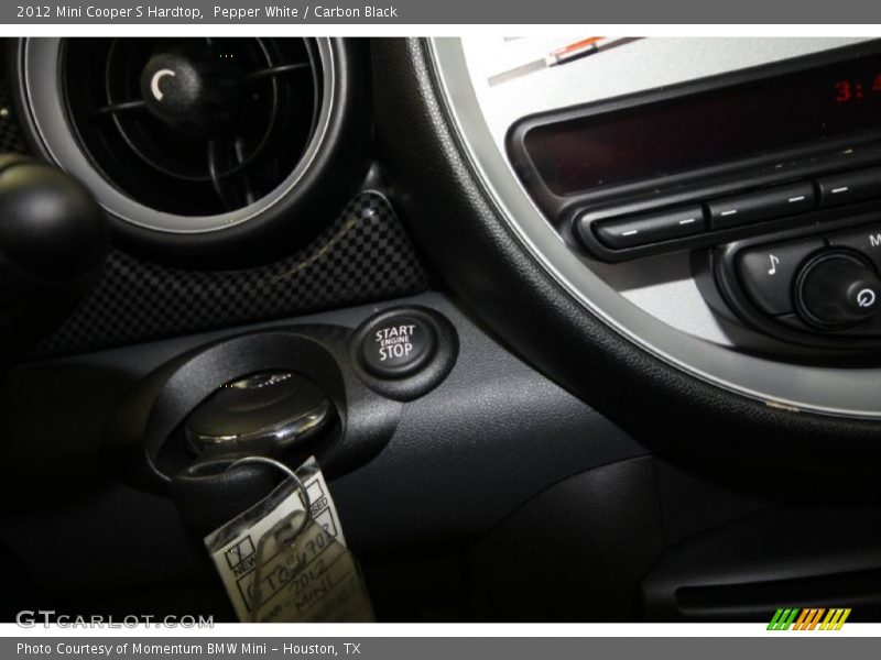 Pepper White / Carbon Black 2012 Mini Cooper S Hardtop