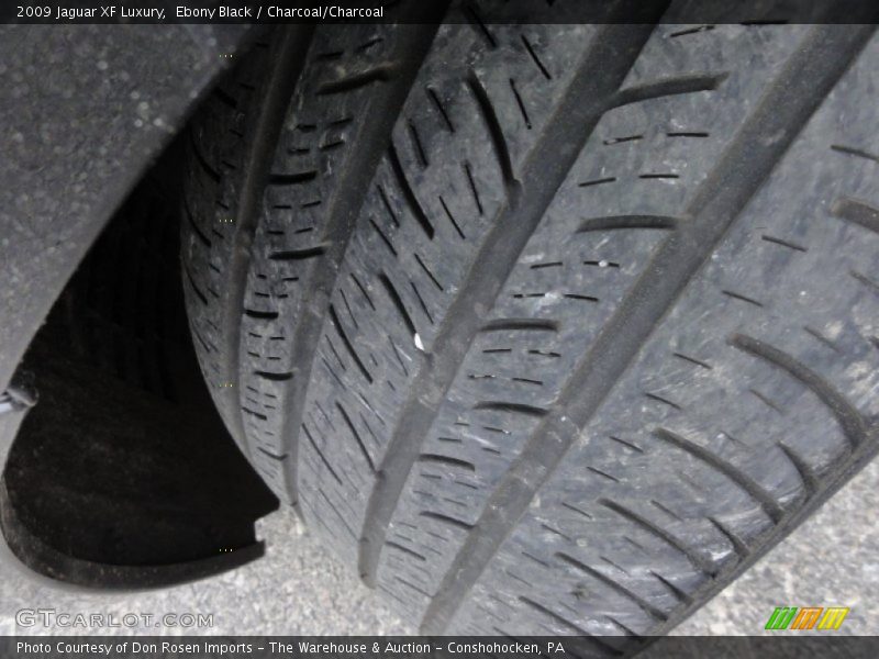 Ebony Black / Charcoal/Charcoal 2009 Jaguar XF Luxury
