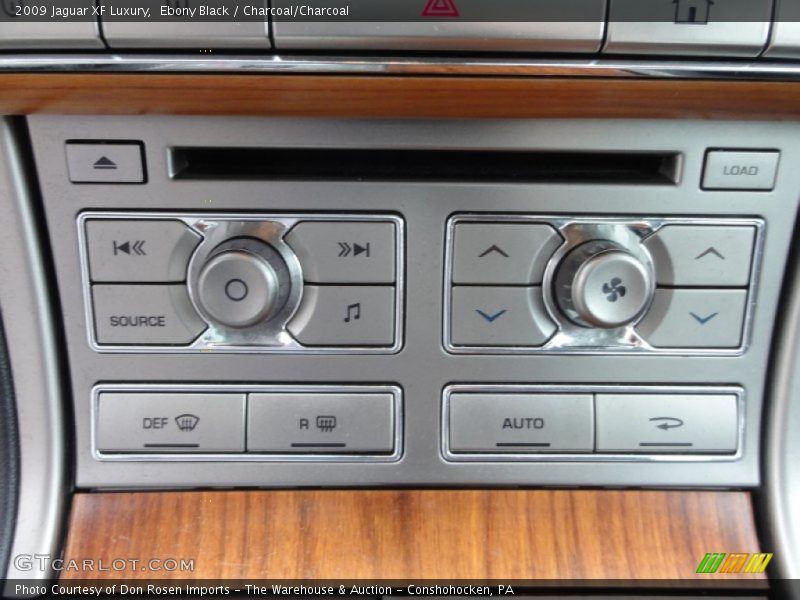 Ebony Black / Charcoal/Charcoal 2009 Jaguar XF Luxury