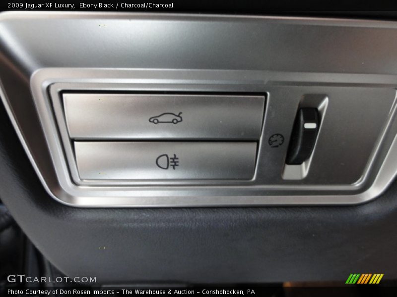 Ebony Black / Charcoal/Charcoal 2009 Jaguar XF Luxury