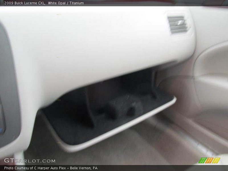 White Opal / Titanium 2009 Buick Lucerne CXL
