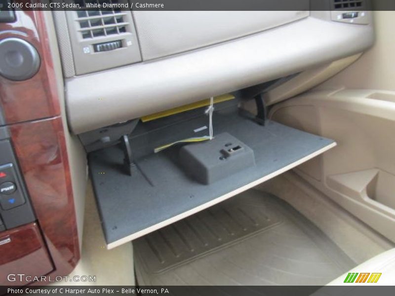White Diamond / Cashmere 2006 Cadillac CTS Sedan