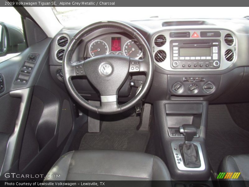 Alpine Grey Metallic / Charcoal 2009 Volkswagen Tiguan SE