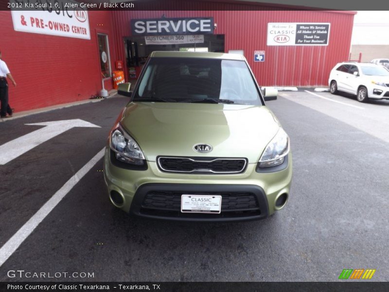 Alien Green / Black Cloth 2012 Kia Soul 1.6