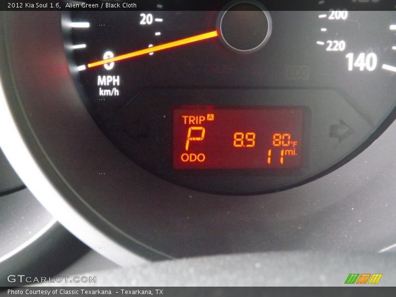 Alien Green / Black Cloth 2012 Kia Soul 1.6