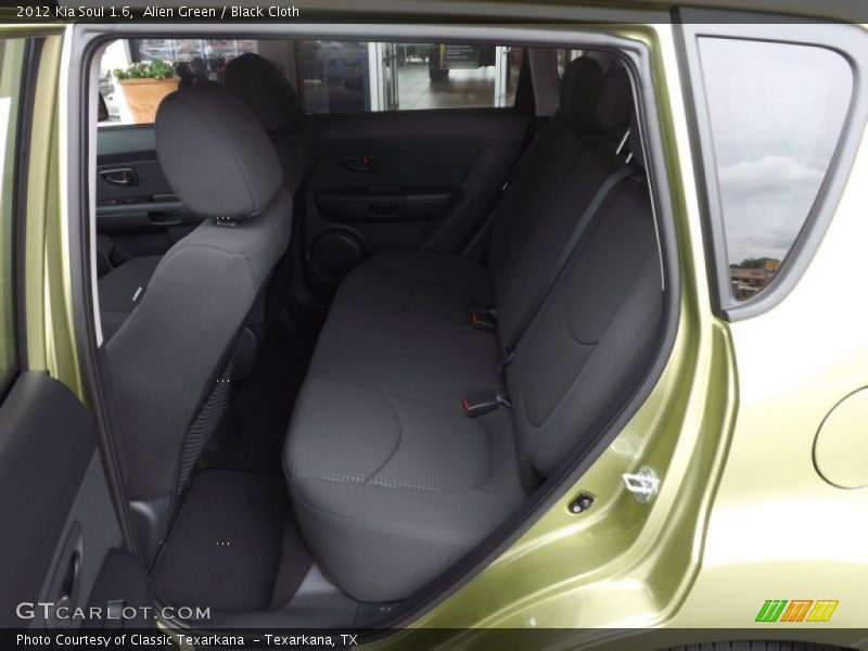 Alien Green / Black Cloth 2012 Kia Soul 1.6