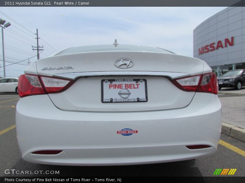 Pearl White / Camel 2011 Hyundai Sonata GLS