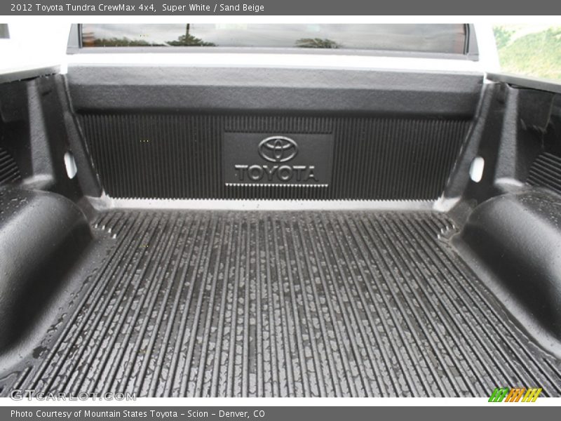 Super White / Sand Beige 2012 Toyota Tundra CrewMax 4x4