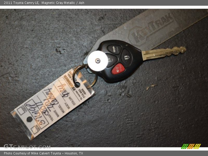 Magnetic Gray Metallic / Ash 2011 Toyota Camry LE