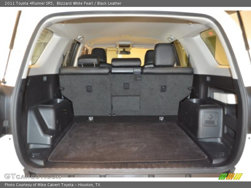 Blizzard White Pearl / Black Leather 2011 Toyota 4Runner SR5