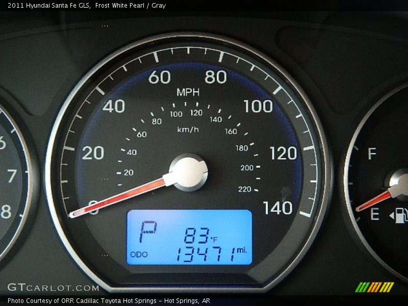 Frost White Pearl / Gray 2011 Hyundai Santa Fe GLS