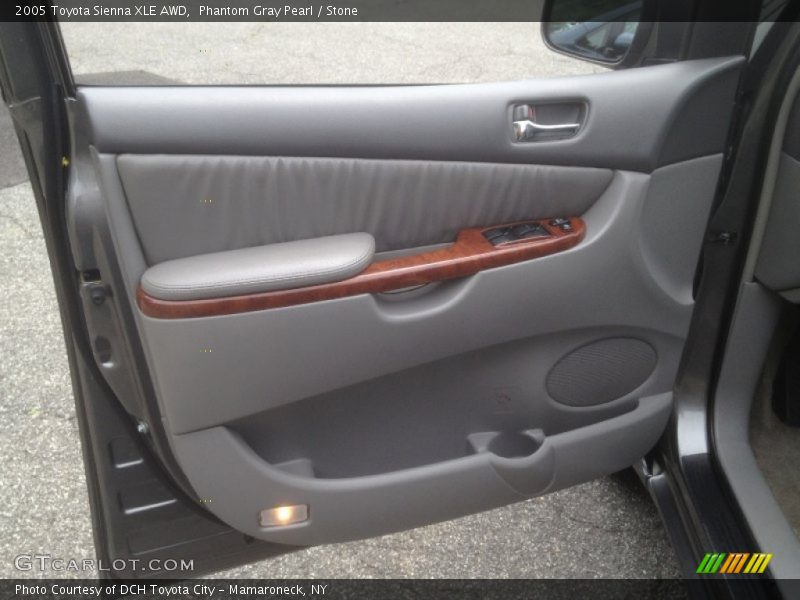 Phantom Gray Pearl / Stone 2005 Toyota Sienna XLE AWD
